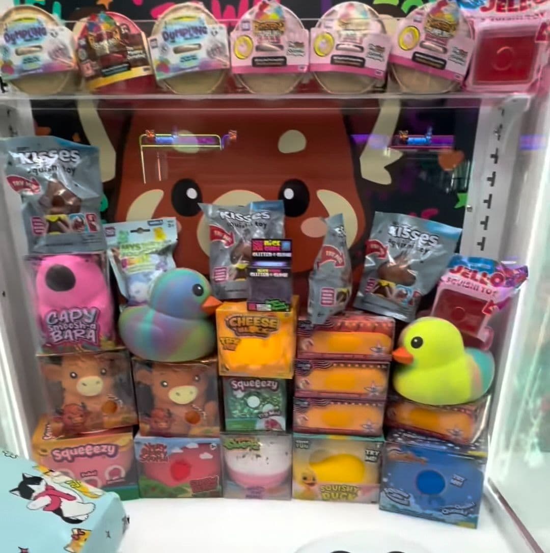 Claw machines at Plushie Town Arcade